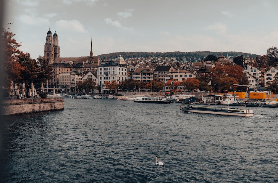  Anzahl der Nachbarländer der Schweiz